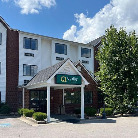 Quality Inn & Suites Prestonsburg Next To Mountain Arts Center Exteriér fotografie