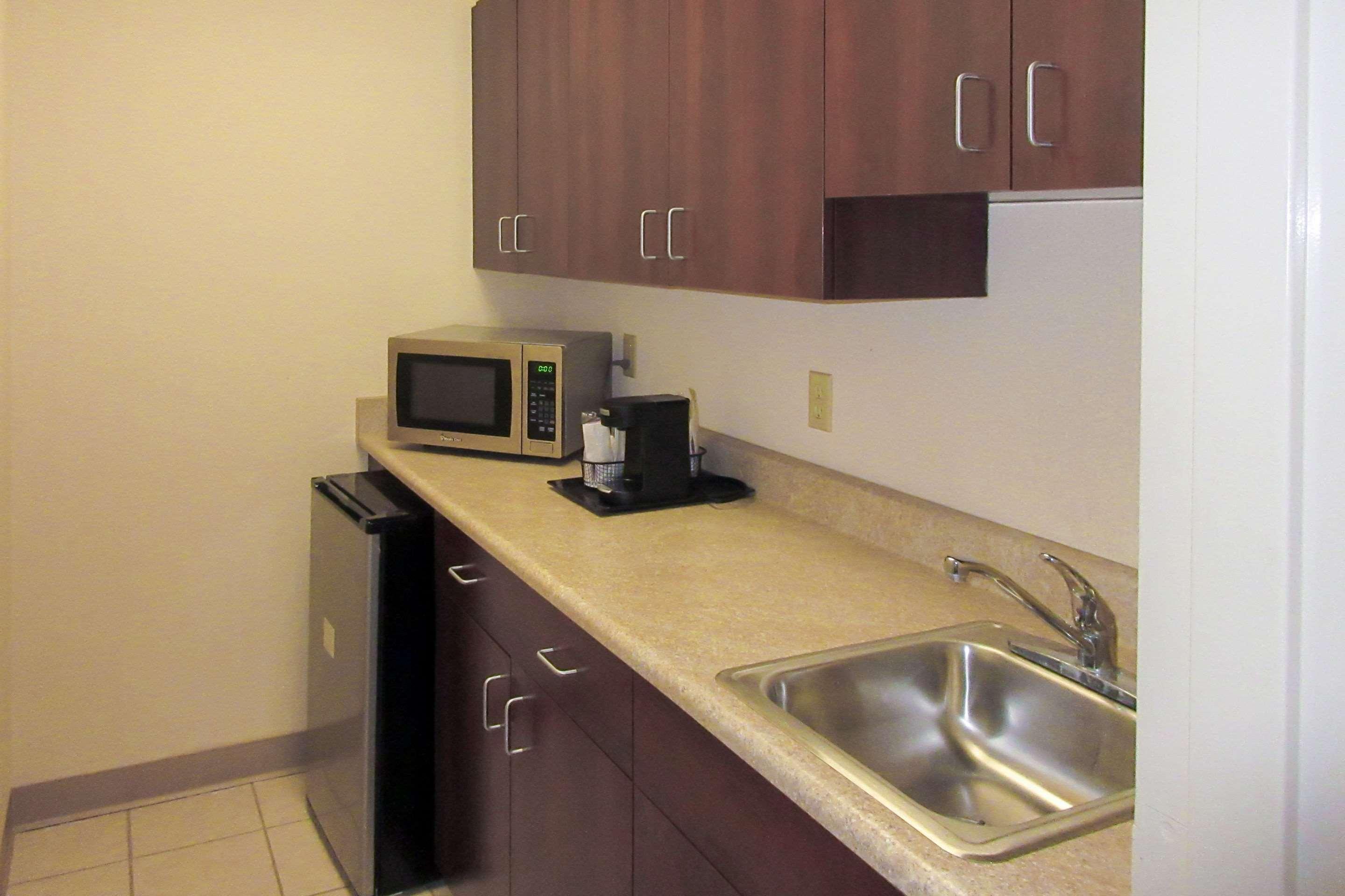Quality Inn & Suites Prestonsburg Next To Mountain Arts Center Exteriér fotografie