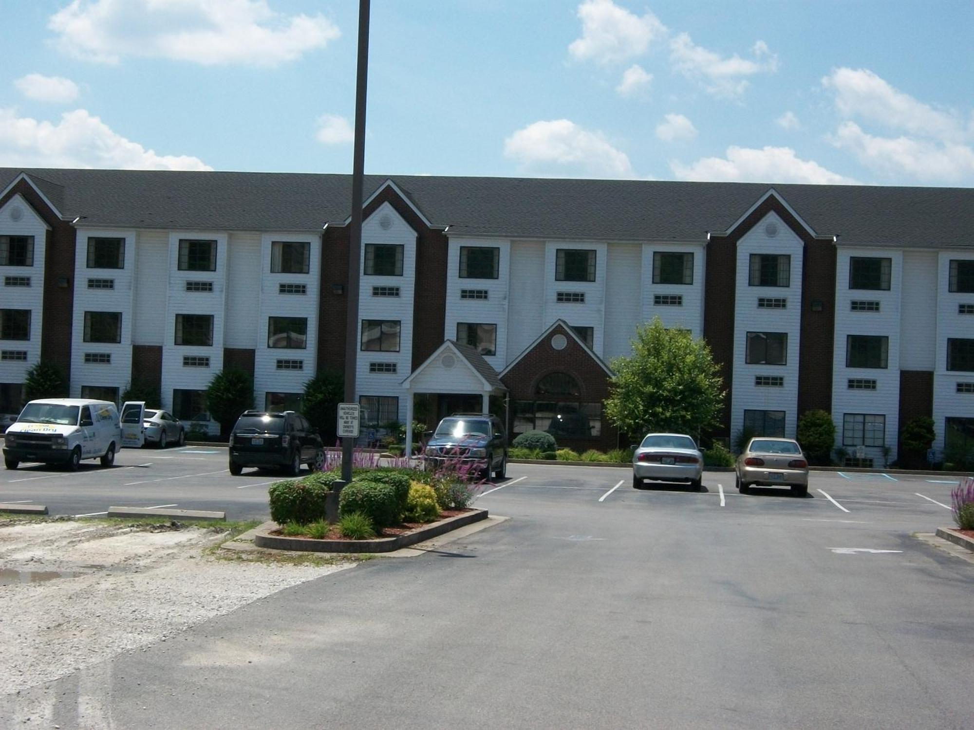 Quality Inn & Suites Prestonsburg Next To Mountain Arts Center Exteriér fotografie