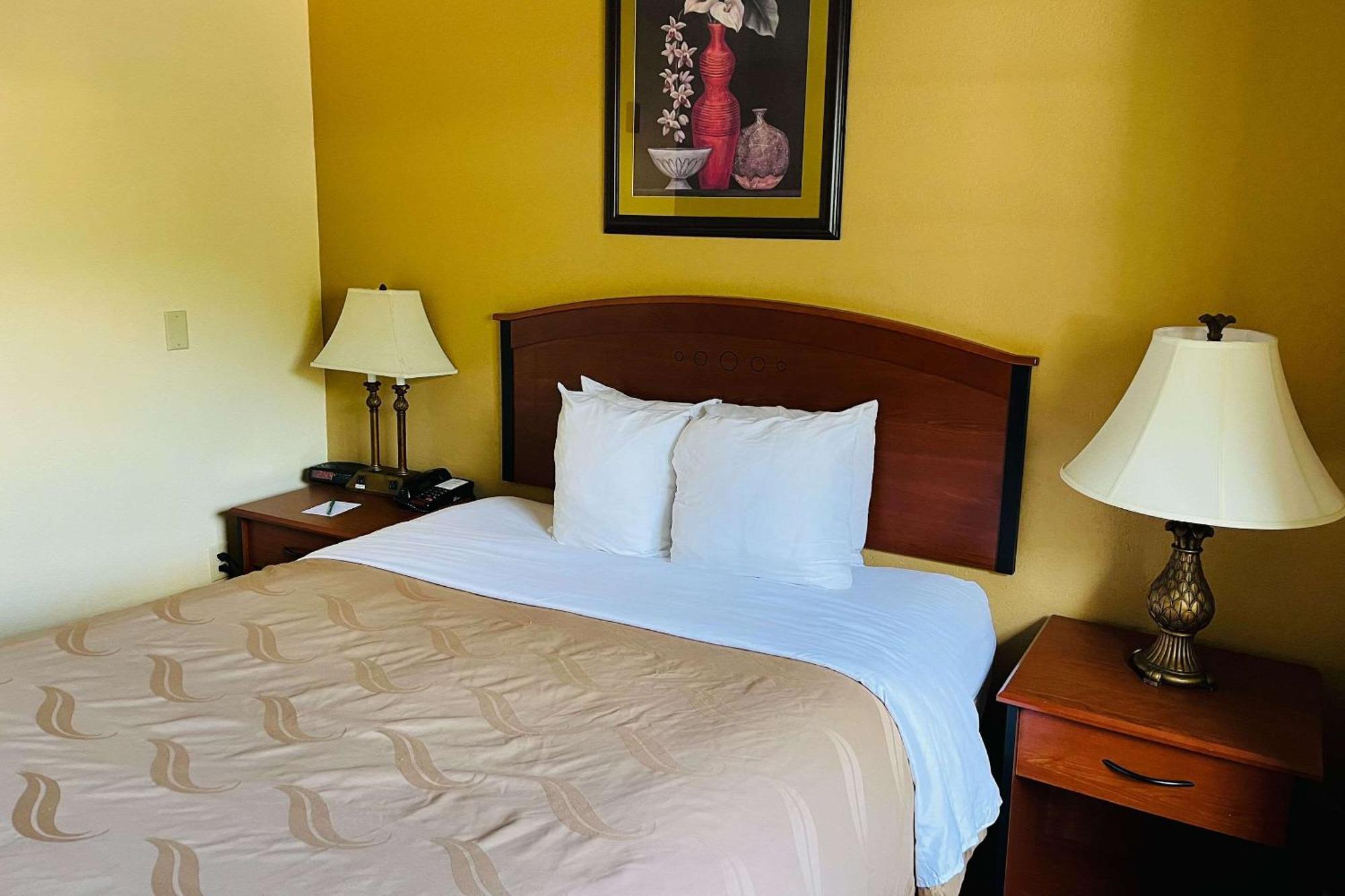 Quality Inn & Suites Prestonsburg Next To Mountain Arts Center Exteriér fotografie