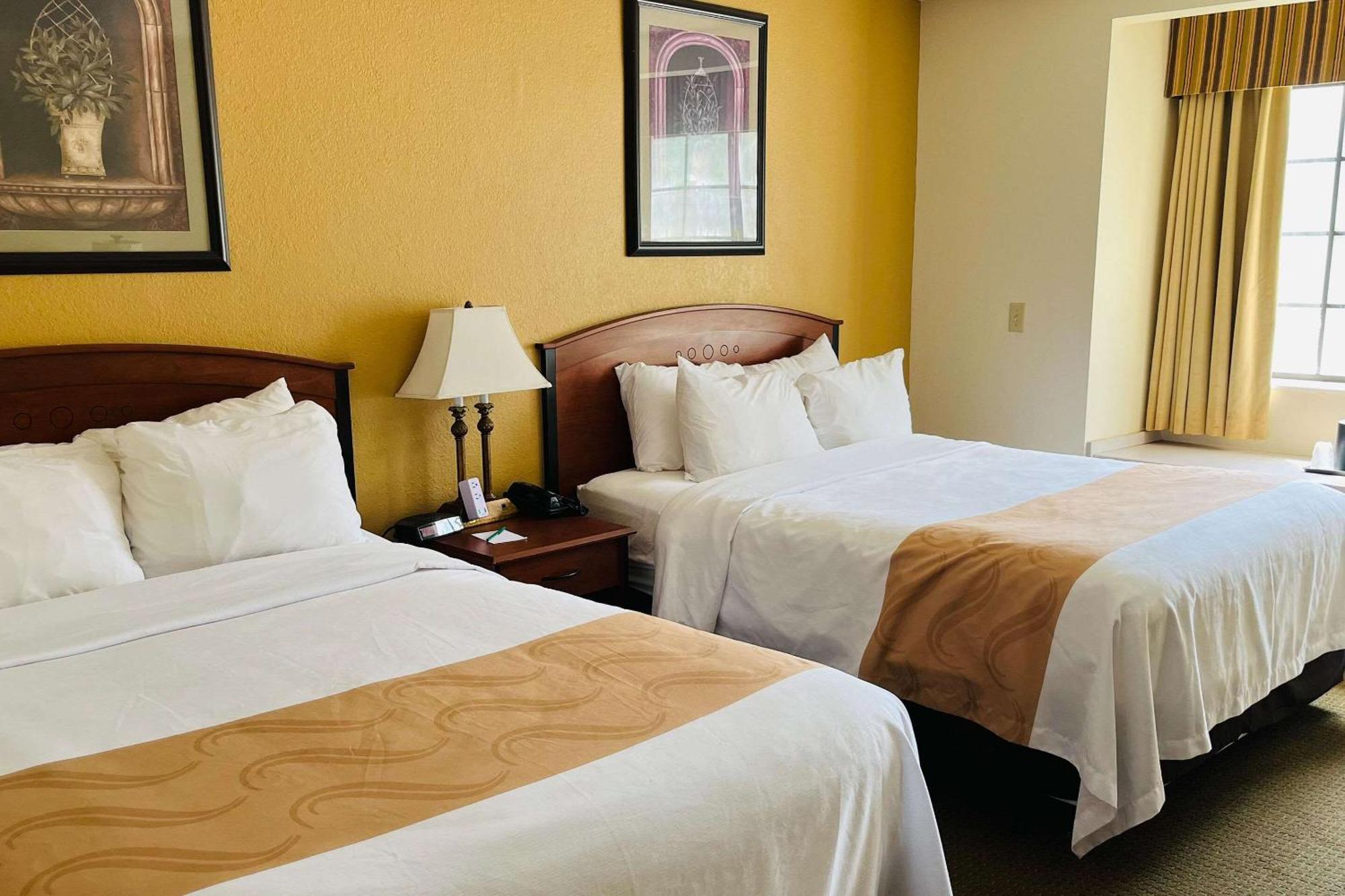 Quality Inn & Suites Prestonsburg Next To Mountain Arts Center Exteriér fotografie