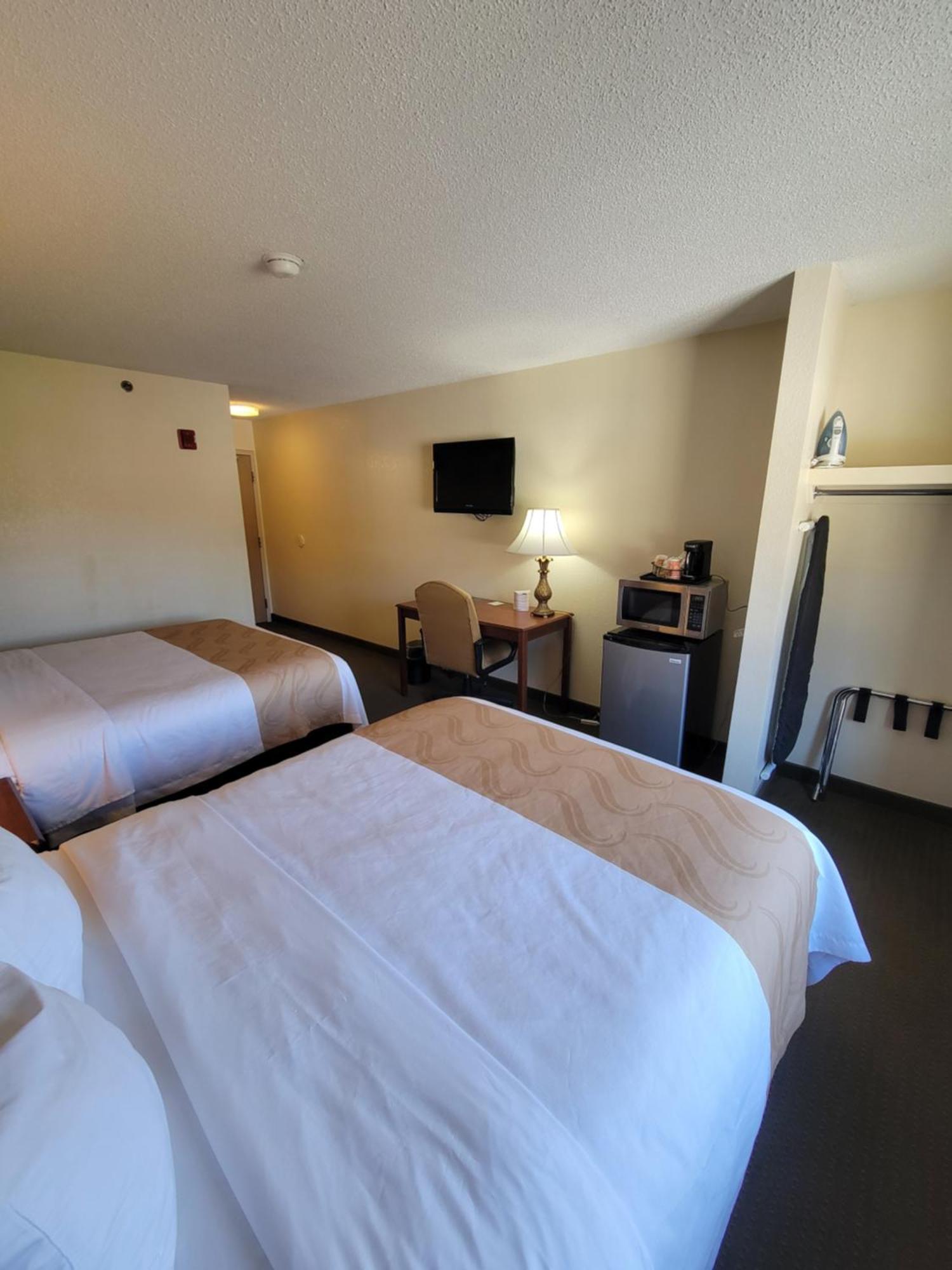 Quality Inn & Suites Prestonsburg Next To Mountain Arts Center Exteriér fotografie