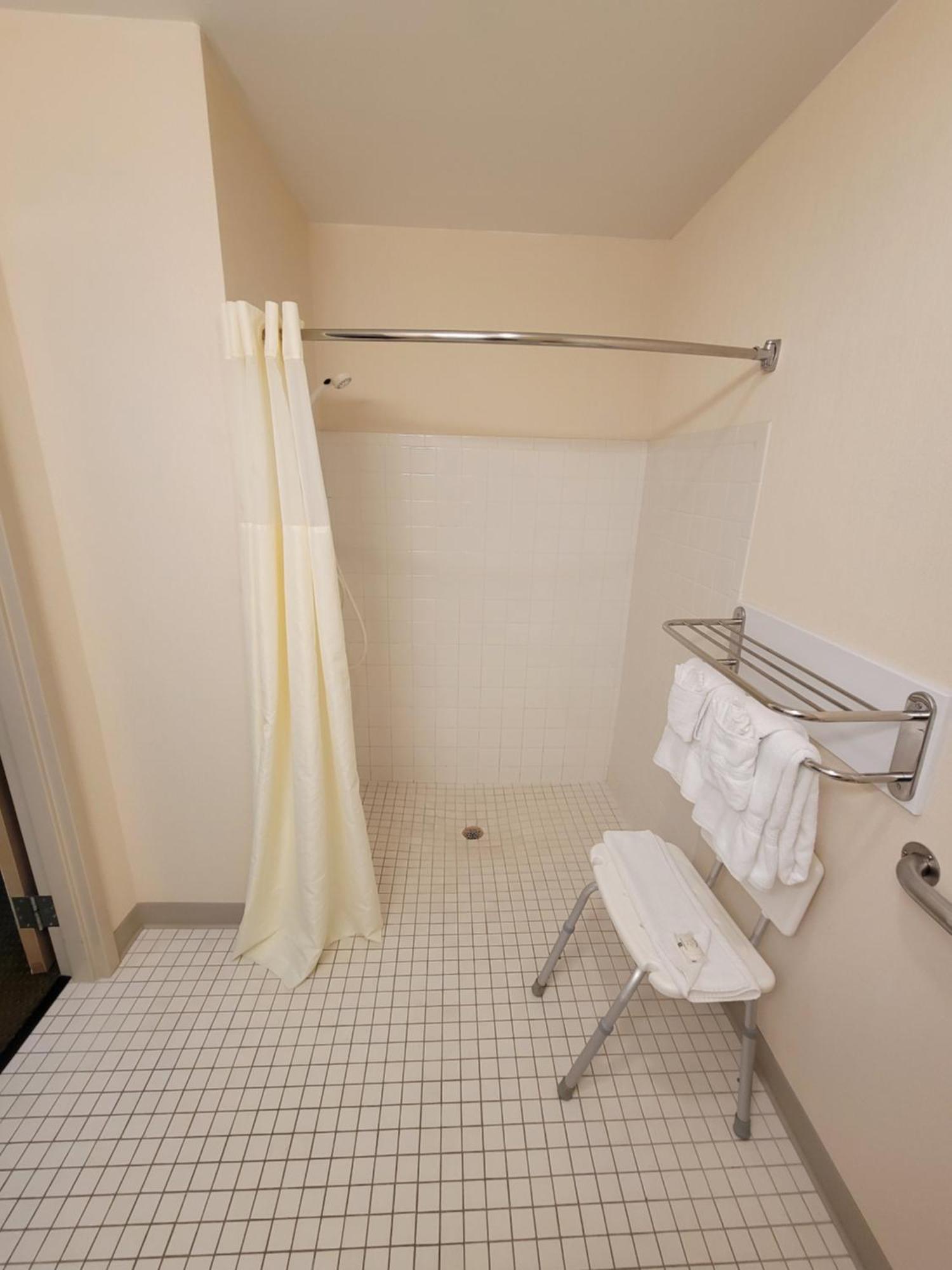 Quality Inn & Suites Prestonsburg Next To Mountain Arts Center Exteriér fotografie