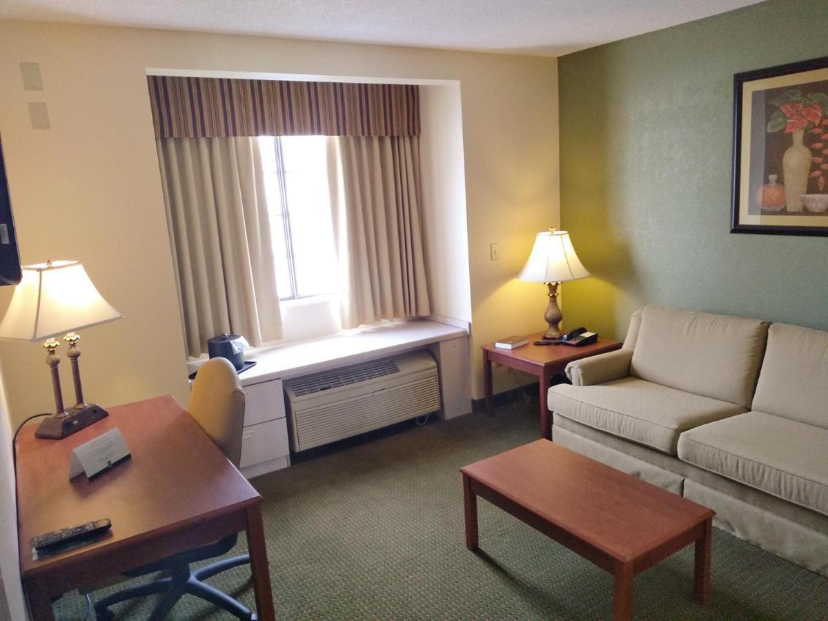 Quality Inn & Suites Prestonsburg Next To Mountain Arts Center Exteriér fotografie
